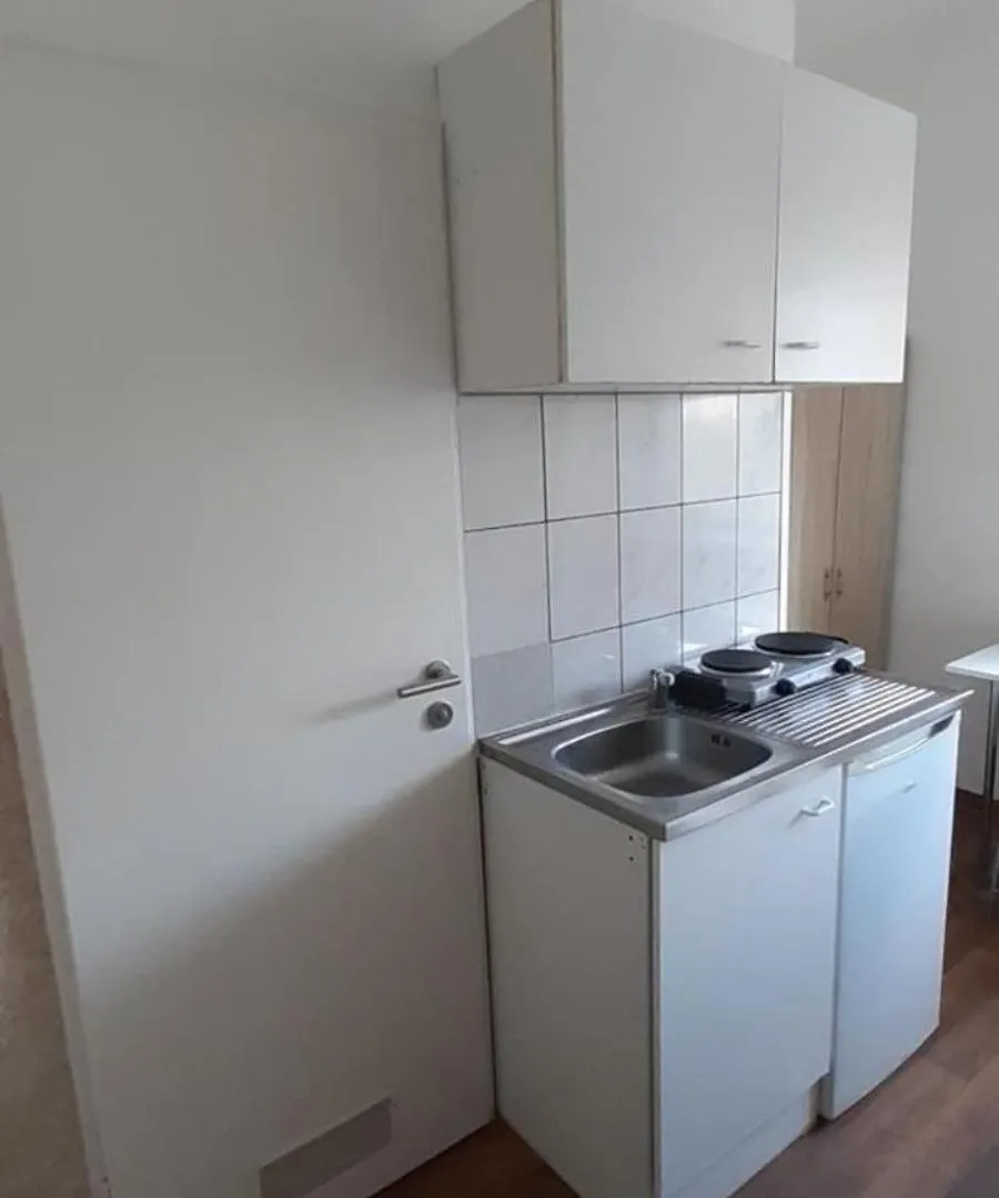 Vandrarhem Low Budget Allach Apartmenthostel Eve 74 München