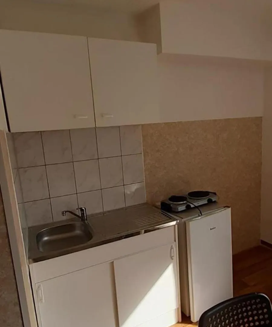 Vandrarhem Low Budget Allach Apartmenthostel Eve 74 München